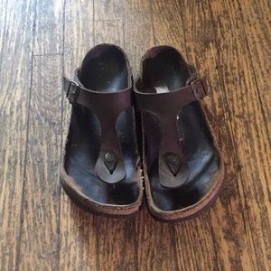 Birkenstocks Gizeh size 37